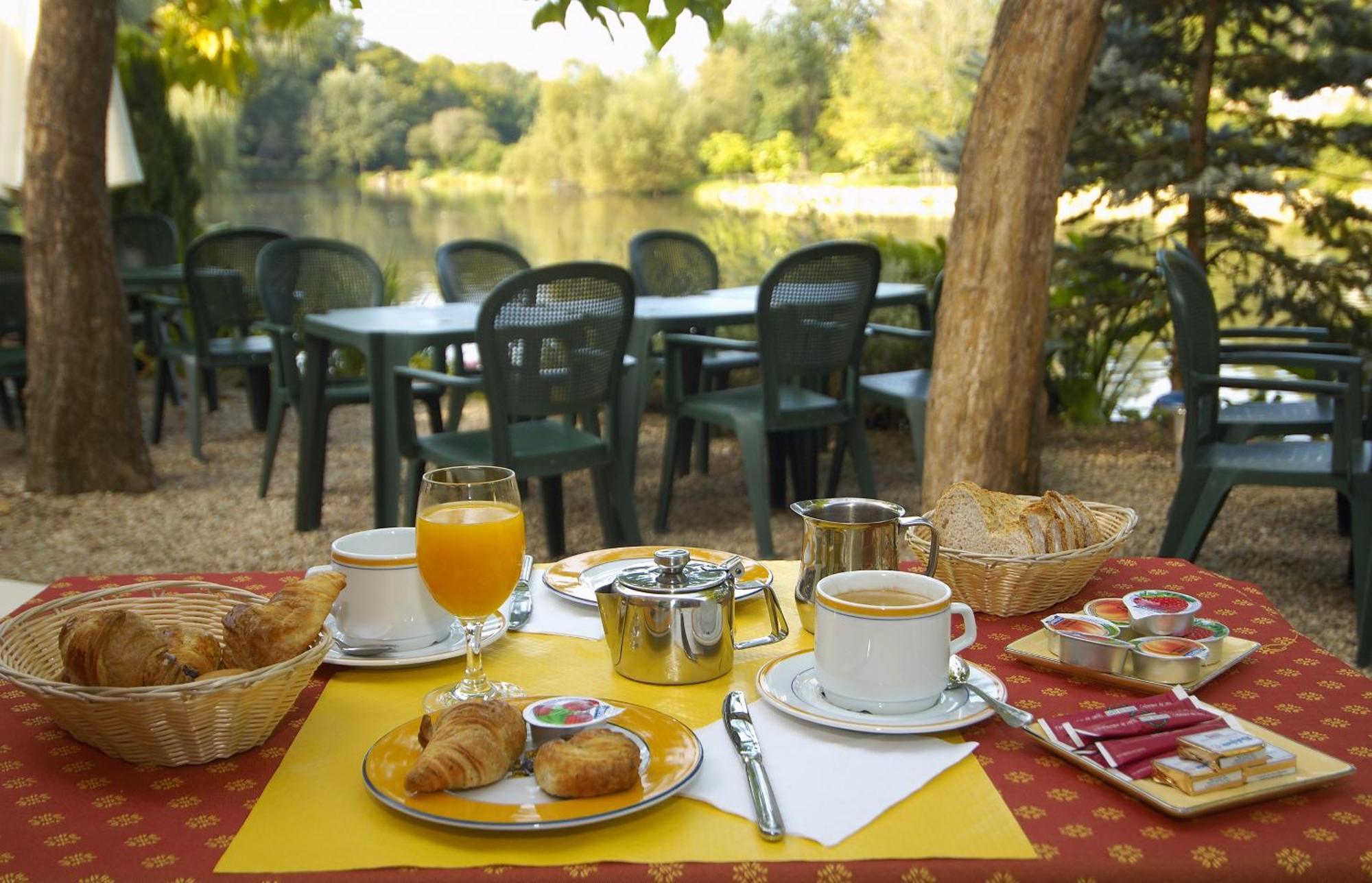 Domaine Du Roi Kysmar Hotel Villandraut Exterior foto
